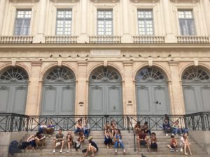 People eating gelato on a Sunday on the Place du Change in Lyon